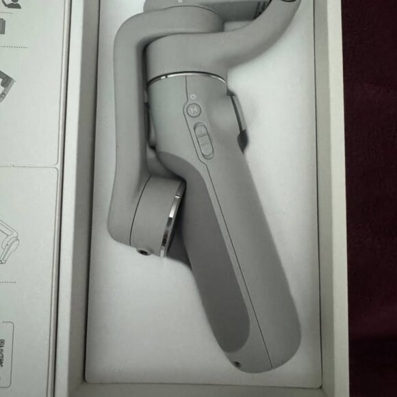 DJI Osmo Mobile 5 Smartphone Gimbal Stabilizer - Athens Grey - Picture 2 of 6